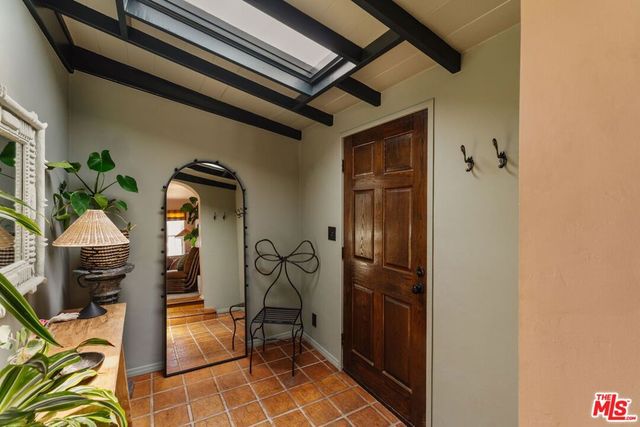 2380 Lake View Avenue, Los Angeles, CA 90039