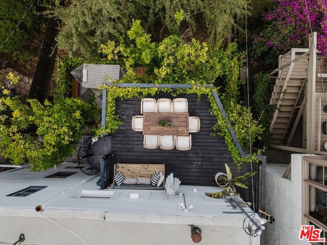 2380 Lake View Avenue, Los Angeles, CA 90039