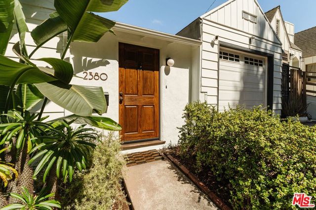 2380 Lake View Avenue, Los Angeles, CA 90039