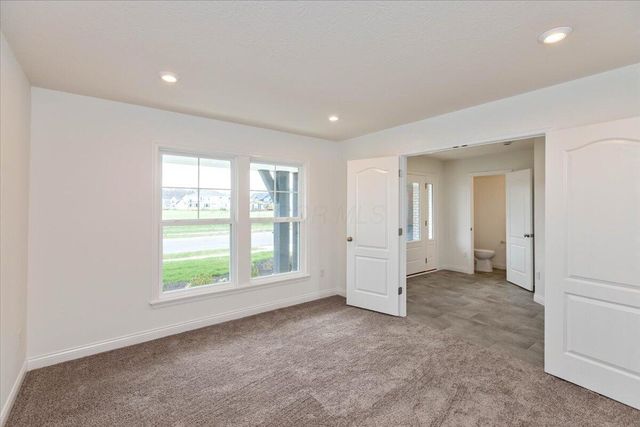 8258 Silvergrass Way, Plain City, OH 43064