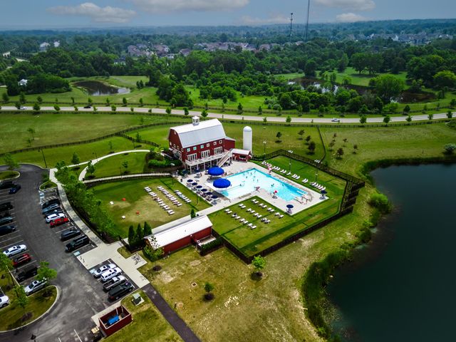 8258 Silvergrass Way, Plain City, OH 43064