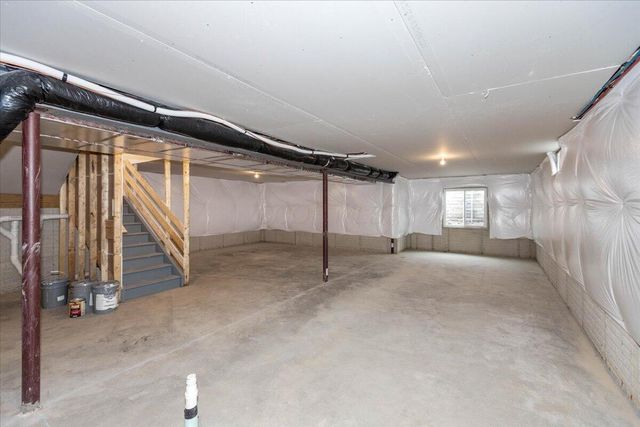 8258 Silvergrass Way, Plain City, OH 43064