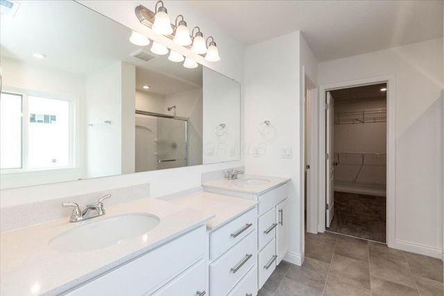8258 Silvergrass Way, Plain City, OH 43064