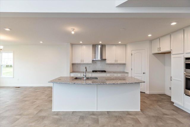8258 Silvergrass Way, Plain City, OH 43064