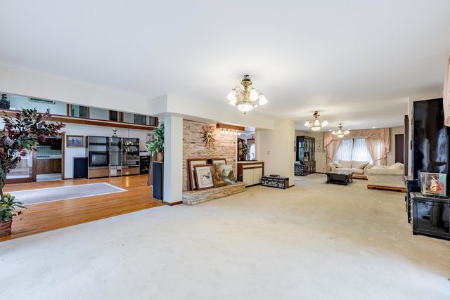 15657 116th Avenue, Orland Park, IL 60467