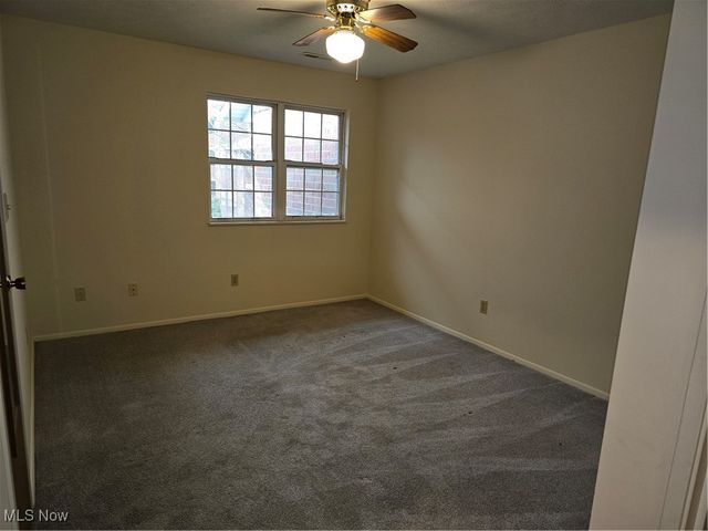 1100 Tollis Pky 202, Broadview Heights, OH 44147