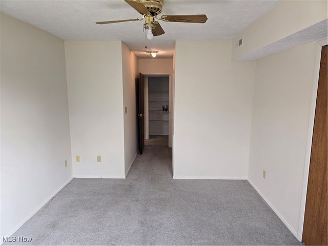 1100 Tollis Pky 202, Broadview Heights, OH 44147