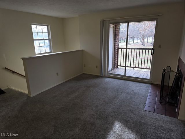 1100 Tollis Pky 202, Broadview Heights, OH 44147