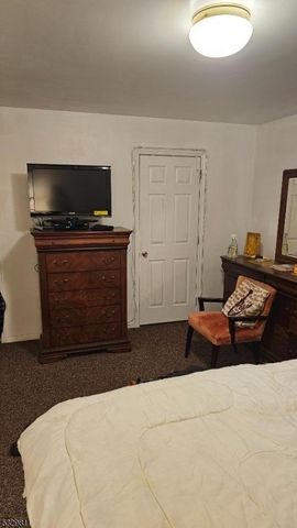 533 15th Ave, Newark City, NJ 07103