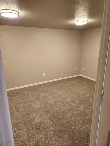 319 S MIDPARK DRIVE, Appleton, WI 54915