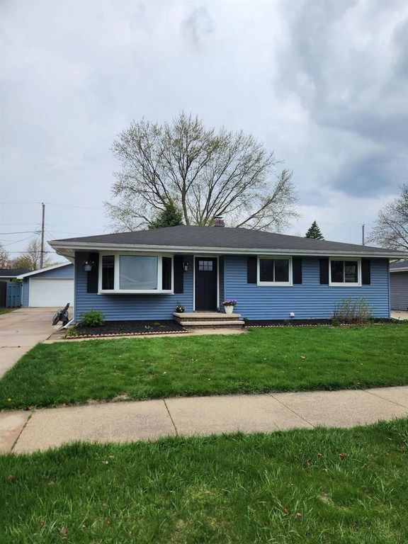 319 S MIDPARK DRIVE, Appleton, WI 54915