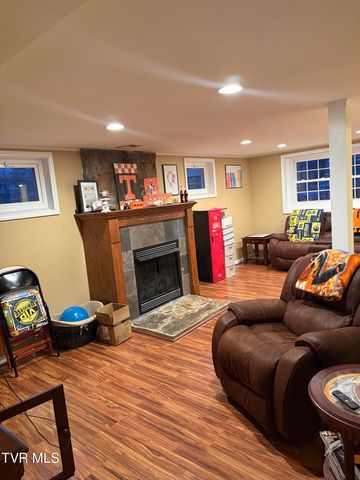 324 Bellehaven Drive, Bristol, VA 24201