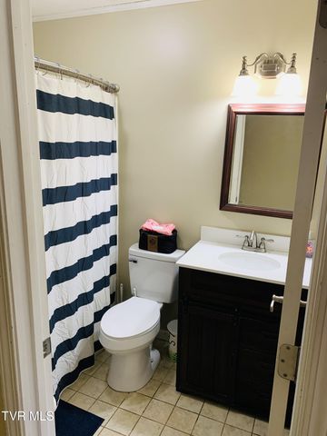 324 Bellehaven Drive, Bristol, VA 24201