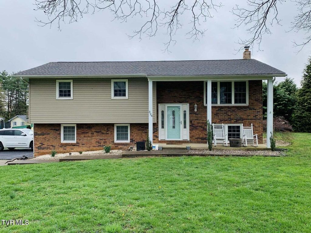 324 Bellehaven Drive, Bristol, VA 24201