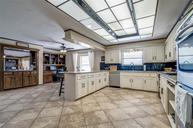 1104 NW 141st Street, Edmond, OK 73013