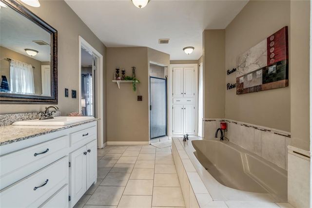 1104 NW 141st Street, Edmond, OK 73013