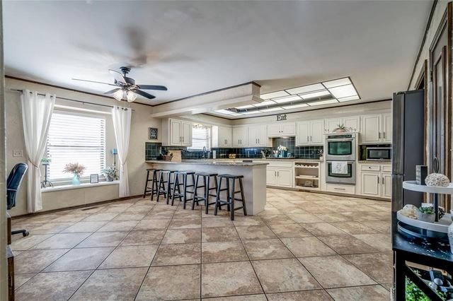 1104 NW 141st Street, Edmond, OK 73013