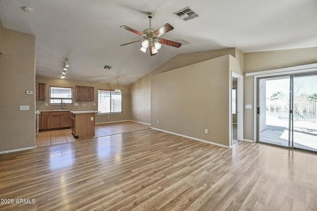 10930 W Wilshire Drive, Avondale, AZ 85392