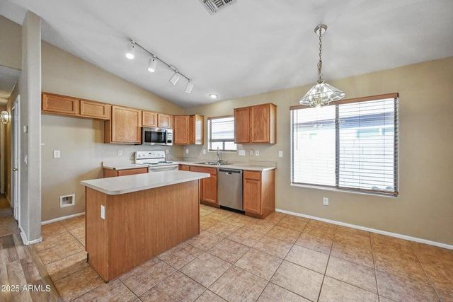 10930 W Wilshire Drive, Avondale, AZ 85392