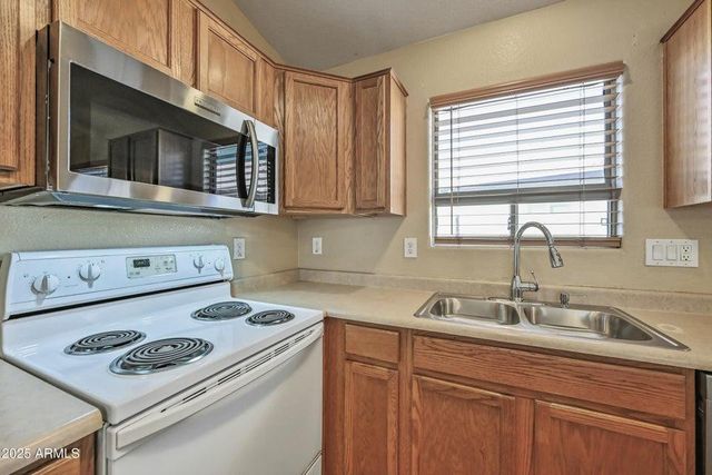 10930 W Wilshire Drive, Avondale, AZ 85392
