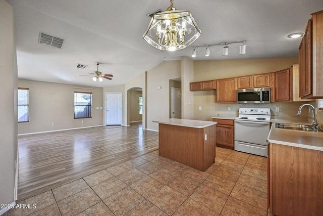 10930 W Wilshire Drive, Avondale, AZ 85392