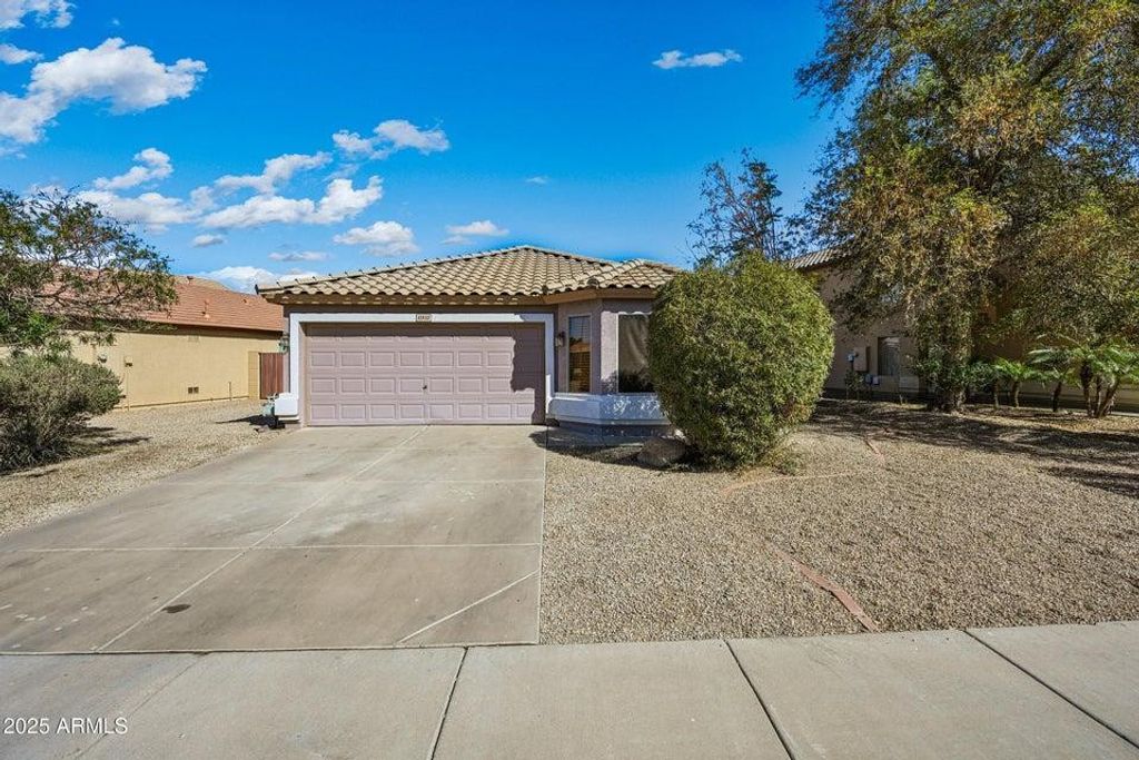 10930 W Wilshire Drive, Avondale, AZ 85392