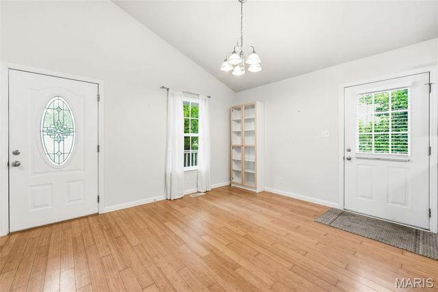 1904 N 5th Street, St Charles, MO 63301