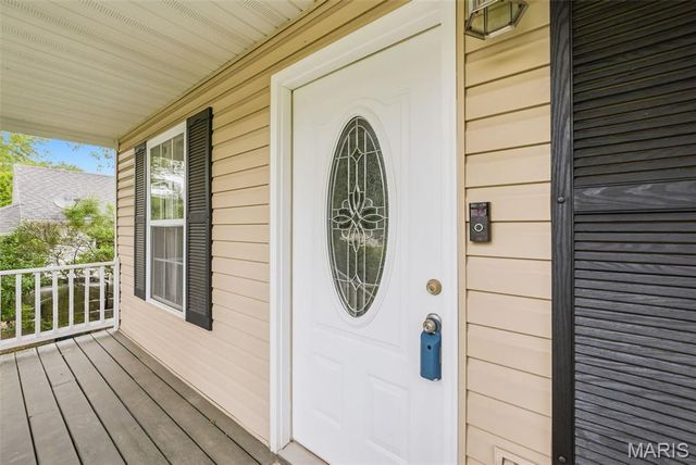 1904 N 5th Street, St Charles, MO 63301