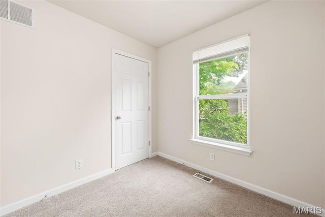 1904 N 5th Street, St Charles, MO 63301