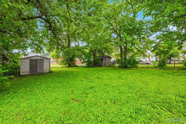 1904 N 5th Street, St Charles, MO 63301