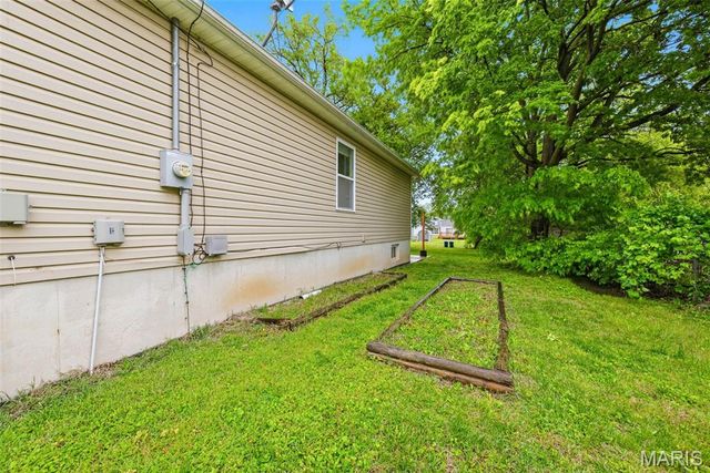 1904 N 5th Street, St Charles, MO 63301
