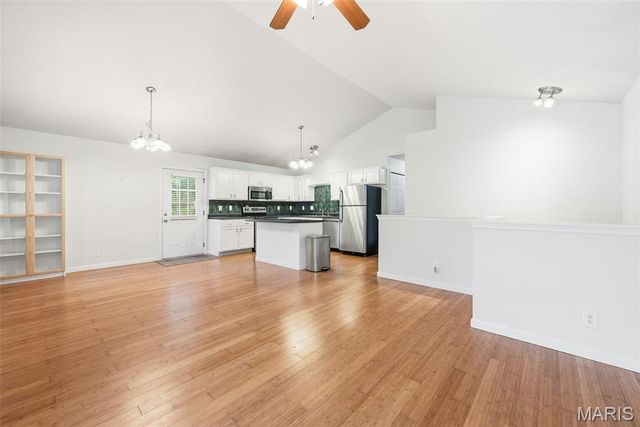 1904 N 5th Street, St Charles, MO 63301