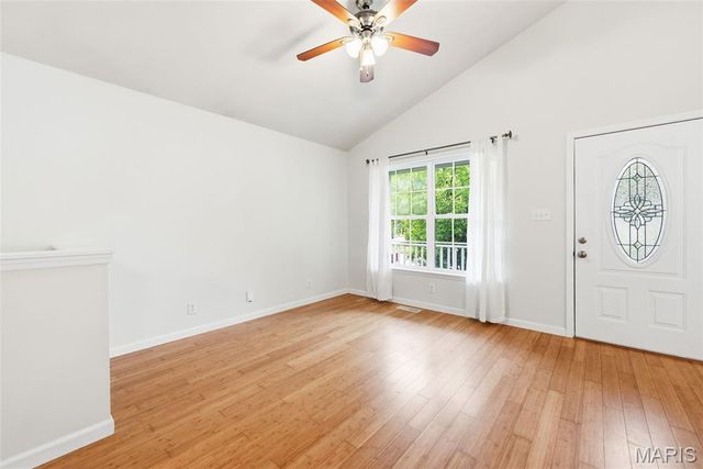 1904 N 5th Street, St Charles, MO 63301