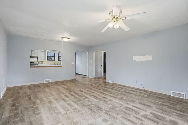 2106 5th Street, East Moline, IL 61244