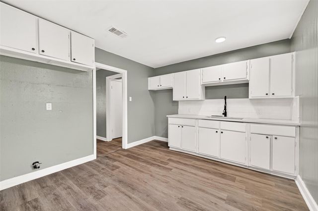 8666 Candy Street, Houston, TX 77029