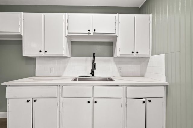 8666 Candy Street, Houston, TX 77029