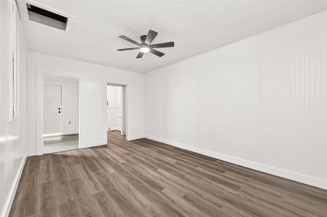 8666 Candy Street, Houston, TX 77029