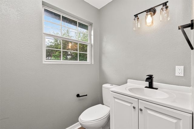 8666 Candy Street, Houston, TX 77029