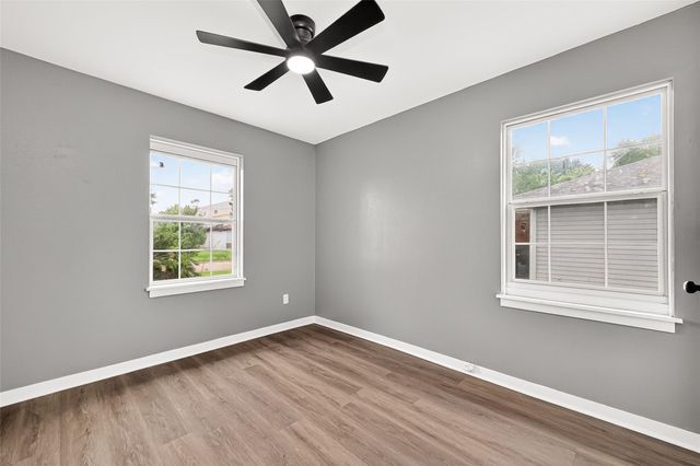 8666 Candy Street, Houston, TX 77029