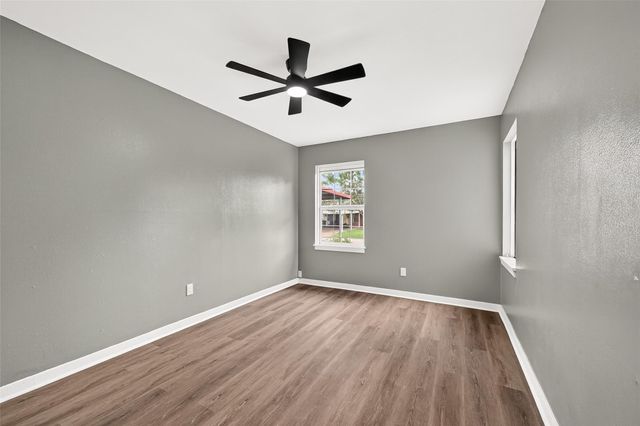 8666 Candy Street, Houston, TX 77029