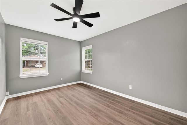 8666 Candy Street, Houston, TX 77029