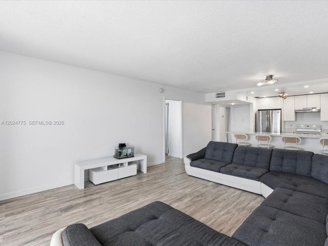 1817 S Ocean Dr 918, Hallandale Beach, FL 33009