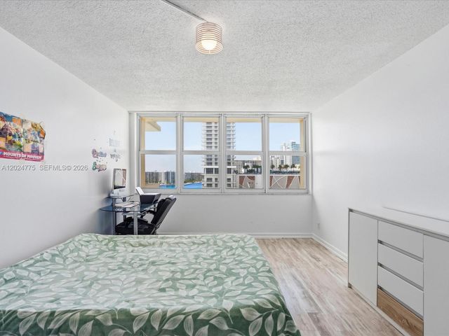 1817 S Ocean Dr 918, Hallandale Beach, FL 33009