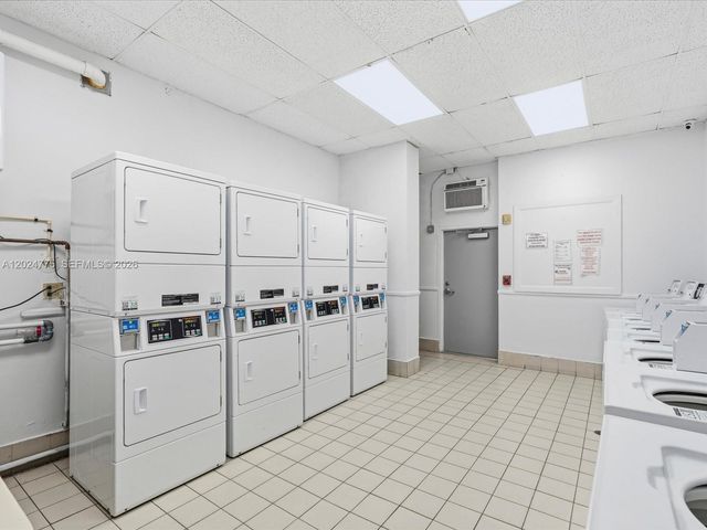 1817 S Ocean Dr 918, Hallandale Beach, FL 33009