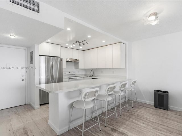 1817 S Ocean Dr 918, Hallandale Beach, FL 33009