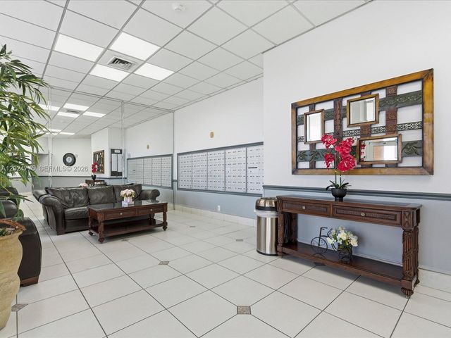 1817 S Ocean Dr 918, Hallandale Beach, FL 33009