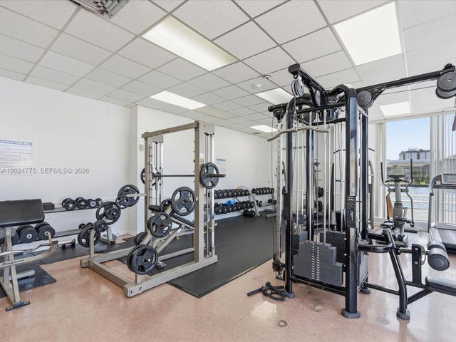 1817 S Ocean Dr 918, Hallandale Beach, FL 33009