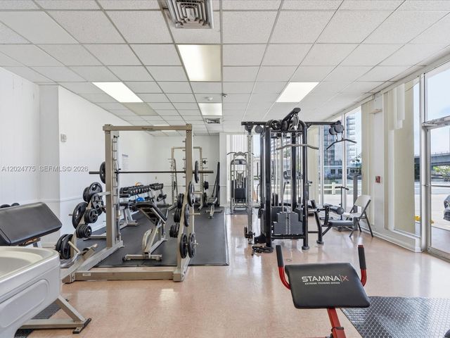 1817 S Ocean Dr 918, Hallandale Beach, FL 33009