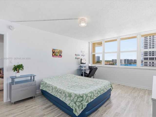 1817 S Ocean Dr 918, Hallandale Beach, FL 33009