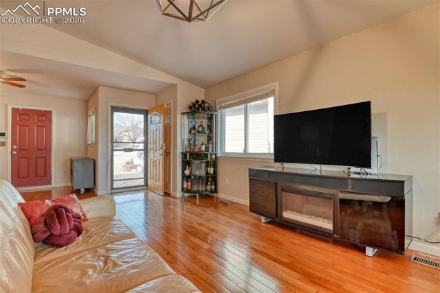 5575 Jennifer Lane, Colorado Springs, CO 80917